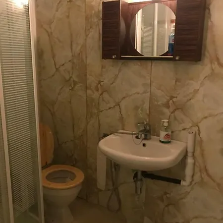Lille Huset “the Real Taste Of Ulsteinvik” Appartement