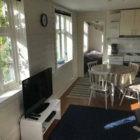 Appartement Lille Huset “the Real Taste Of Ulsteinvik” *